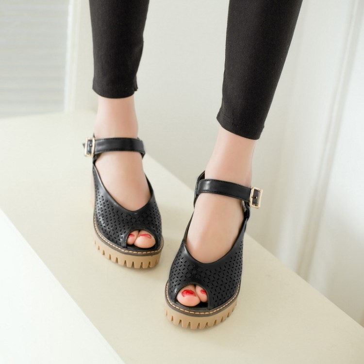 Women's Street Style Low Top Sandals Boots with Metal Decoration and Cutout Design - Image 3